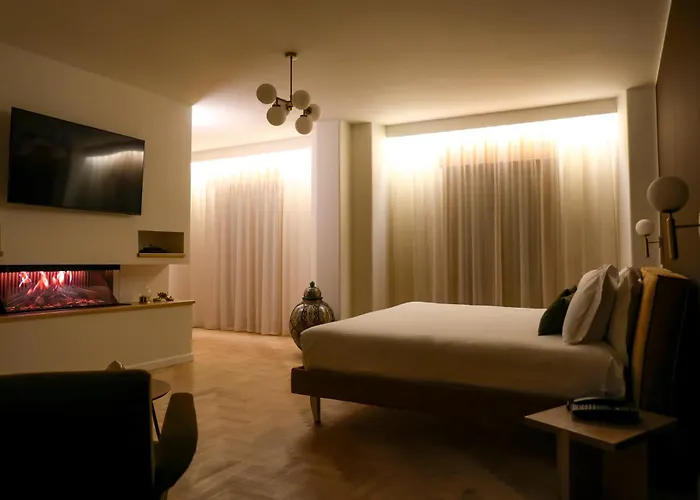 מלון Camigliatello 4*